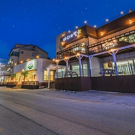 Gangneung Badauibyeol Pension Kültér fotó